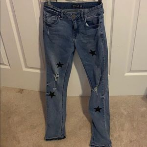 Ripped star pattern jeans